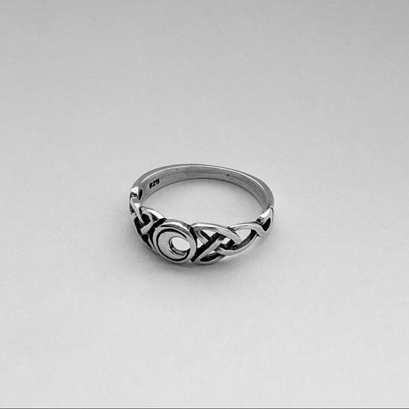 Sterling Silver Celtic Moon Ring, Celtic Ring - Picture 11 of 15